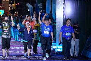 BIB: 4756, 43853, 3624
                            <button type="button" onclick="openModal(26261205)" class="btn btn-primary btn-sm float-right btn-popup" data-toggle="modal" data-target=".modal-high-quality">
                        <i class="fas fa-shopping-cart"></i> Add to Cart
                    </button>
                                            <button type="button" onclick="isThisMe(26261205, true)" class="btn btn-success btn-sm float-right btn-popup btn-isme hidden" data-toggle="tooltip" data-placement="bottom" title="นี่คือรูปของคุณใช่ไหม คลิกที่นี่เพื่อเอาเข้าอัลบั้ม">
                        <i class="fas fa-plus"></i> Add to album
                    </button>
                    <button type="button" onclick="isThisMe(26261205, false)" class="btn btn-warning btn-sm float-right btn-popup btn-isnotme hidden">
                        <i class="fas fa-ban"></i> Remove from album
                    </button>